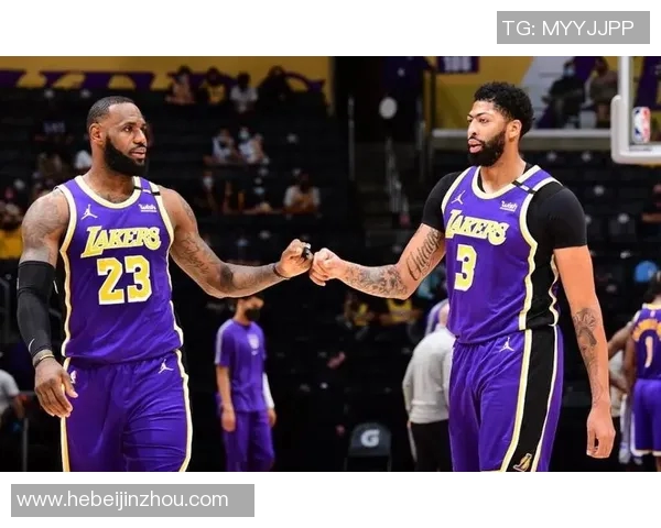 2011至2012赛季湖人与马刺的经典对决回顾与分析