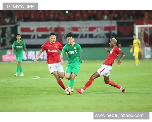 2017年7月8日国安与恒大激战成名赛场精彩瞬间回顾 2017年7月8日国安与恒大激战成名赛场精彩瞬间回顾