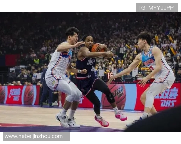CBA焦点对决吉林队迎战广州龙狮全力争胜展现实力与团队合作